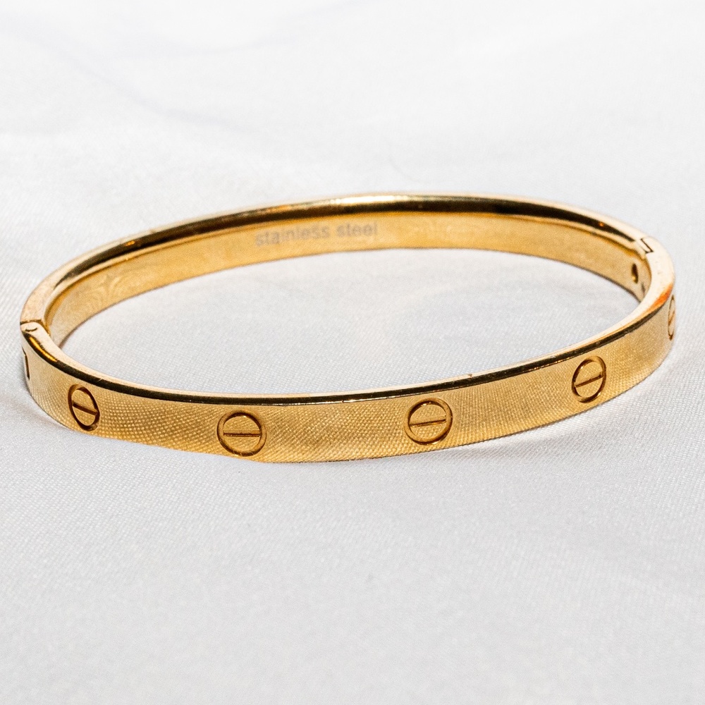 Gold Love Screw Bracelet